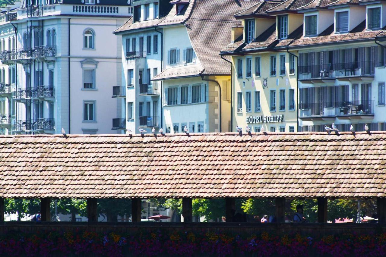 HITrental Chapel Bridge Apartments Luzern Buitenkant foto